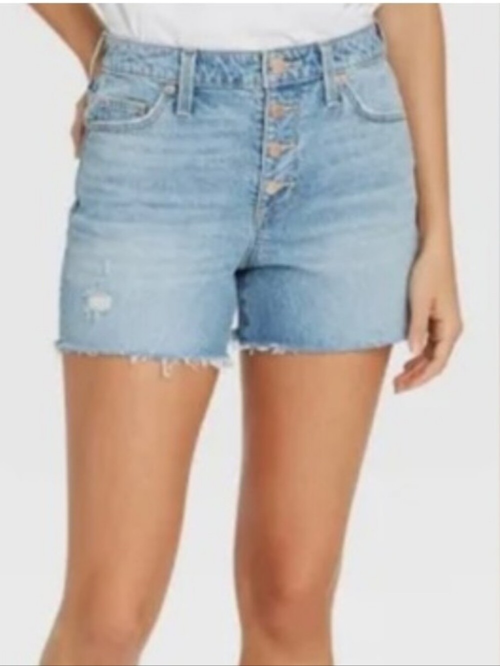 Universal Thread Light Wash Button-Fly Denim Shorts